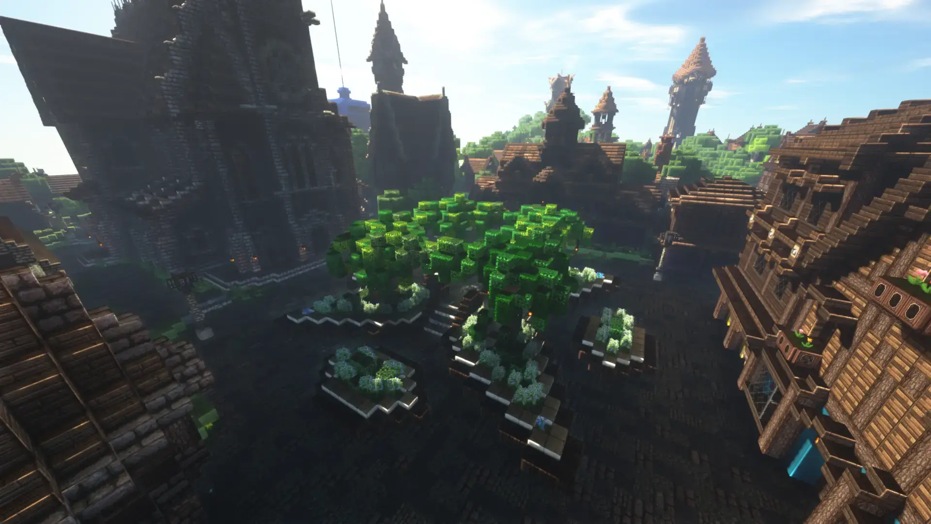 BadWolfMC's owners inviting everyone into the server.
